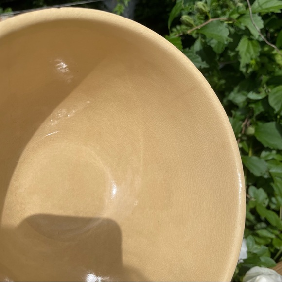 SOLD Watt Pottery Yellow Ware Pink & Blue Band #7 Mixing Bowl Hairline Cracks - Picture 8 of 13